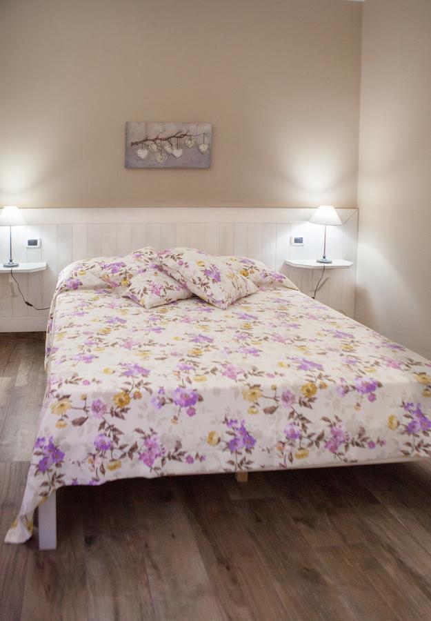 Il Refolo Bed & Breakfast Riardo Luaran gambar