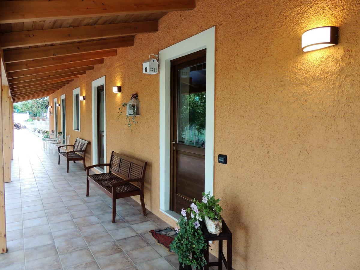 Il Refolo Bed & Breakfast Riardo Luaran gambar