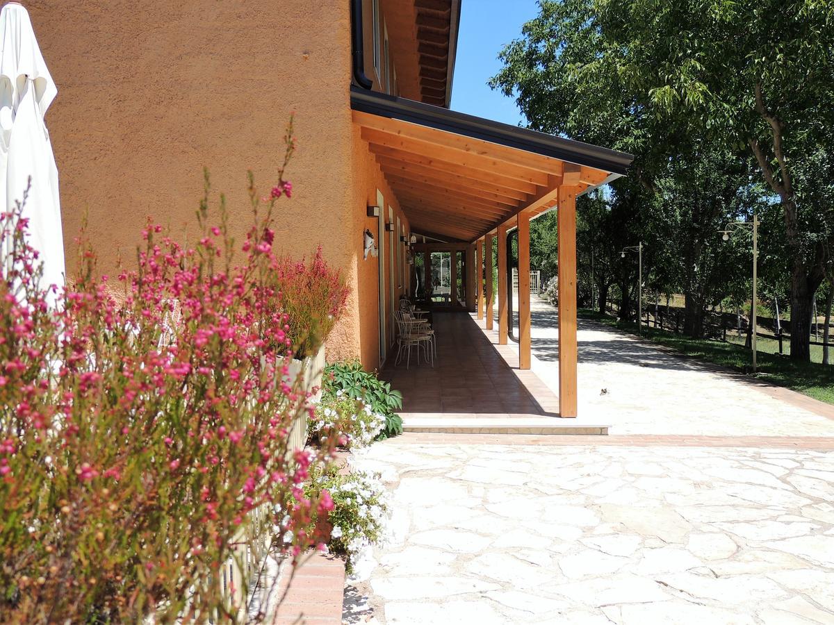 Il Refolo Bed & Breakfast Riardo Luaran gambar